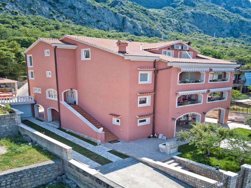 Apartments Radonjic コトル エクステリア 写真